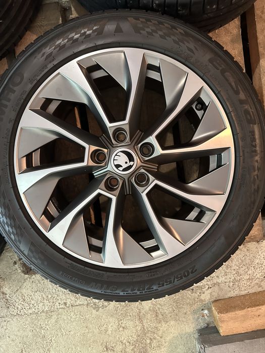 Jante aliaj 17” OE Skoda + anvelope vara Kumho Ecsta 205/55 R17