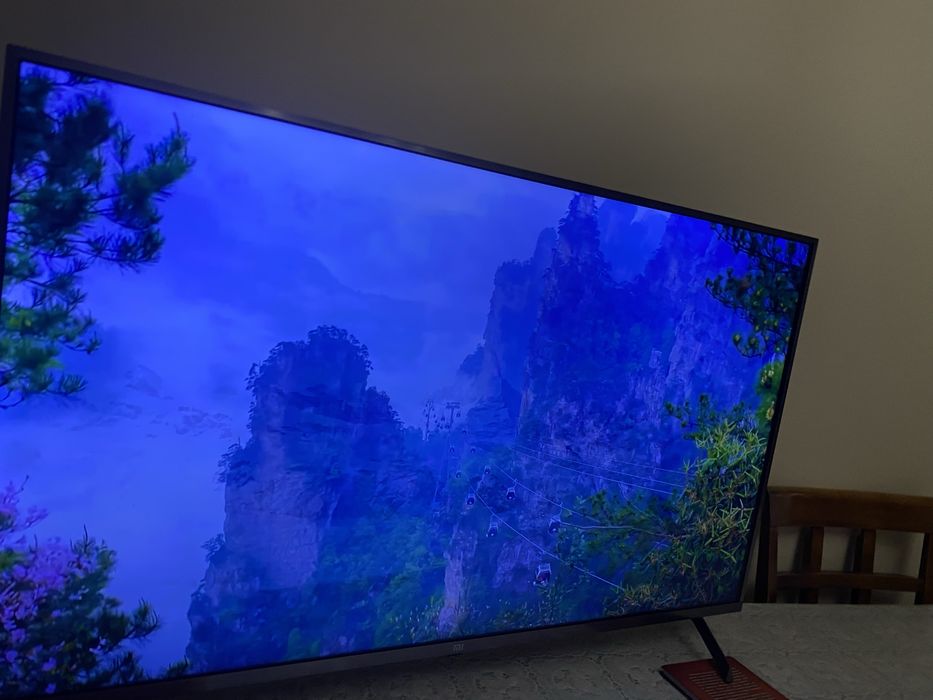 Телевизор xiaomi в отличном состояние