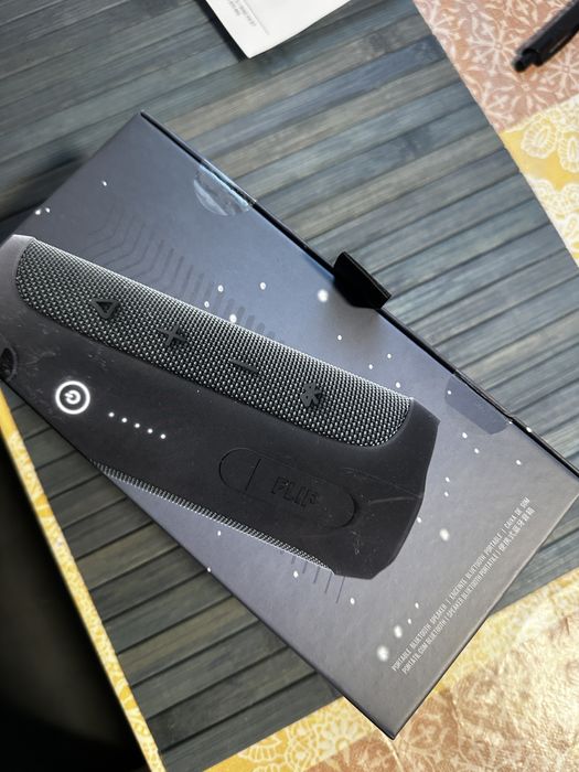 Boxa si micorfon JBL