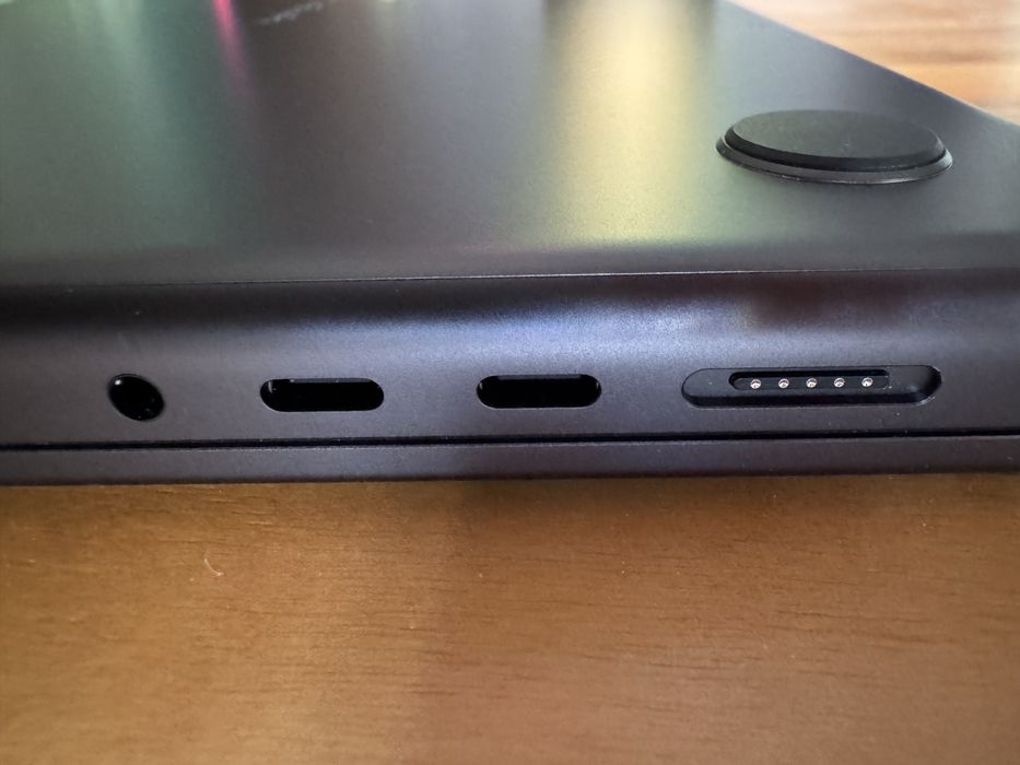 MacBook Pro 16, M4 Pro, 24GB/512GB, Space Black