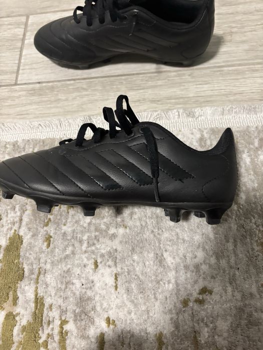 Papuci de fotbal crampoane adidas marime 38