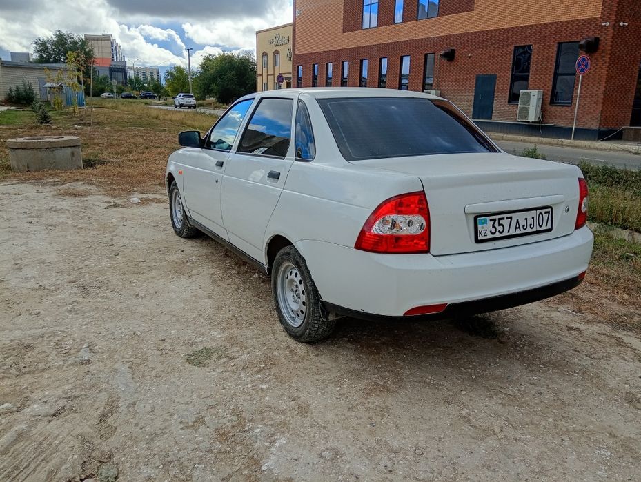 Продам автомобиль приора