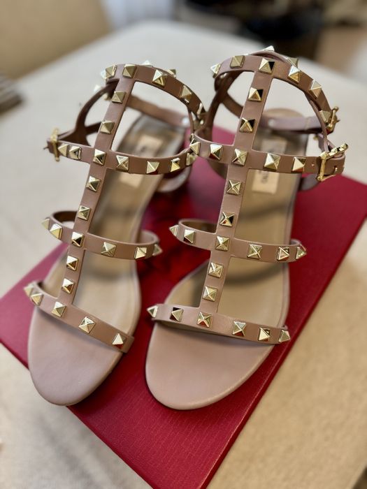 Сандали Valentino