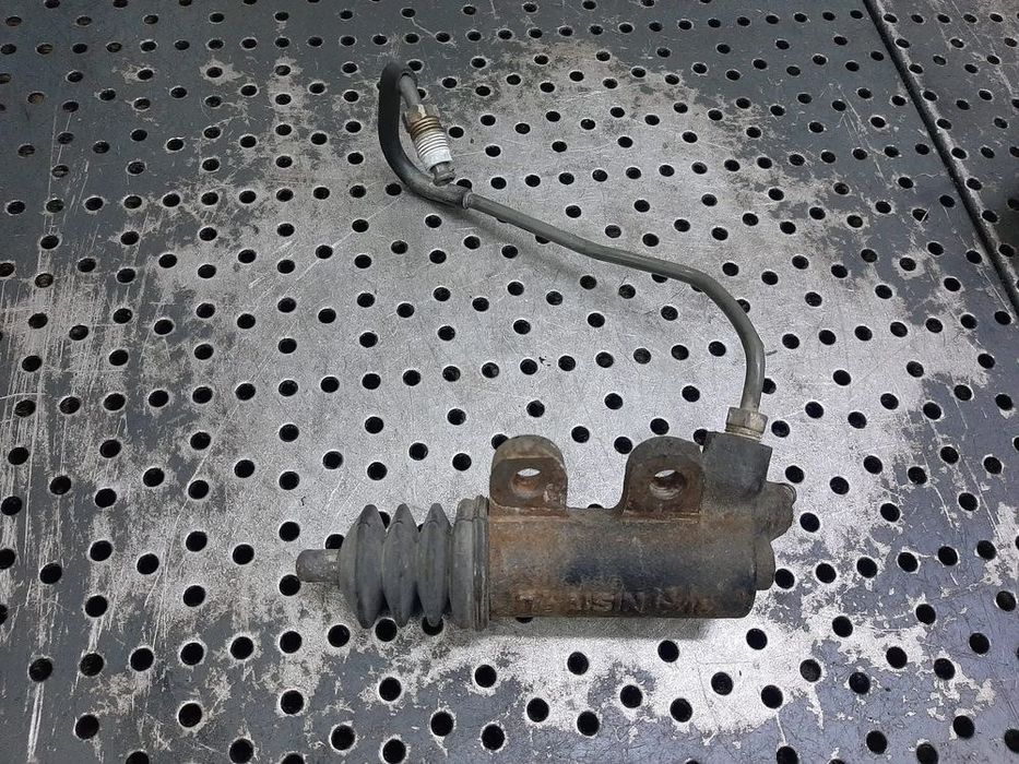 pompa conducta ambreiaj  toyota rav 4 2.0 d 1cd ftv