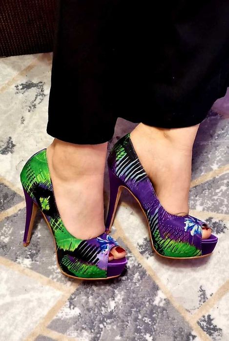 Дамски обувки на ток,чехли,ежедневни сандали,чисто нови,размери 38,39