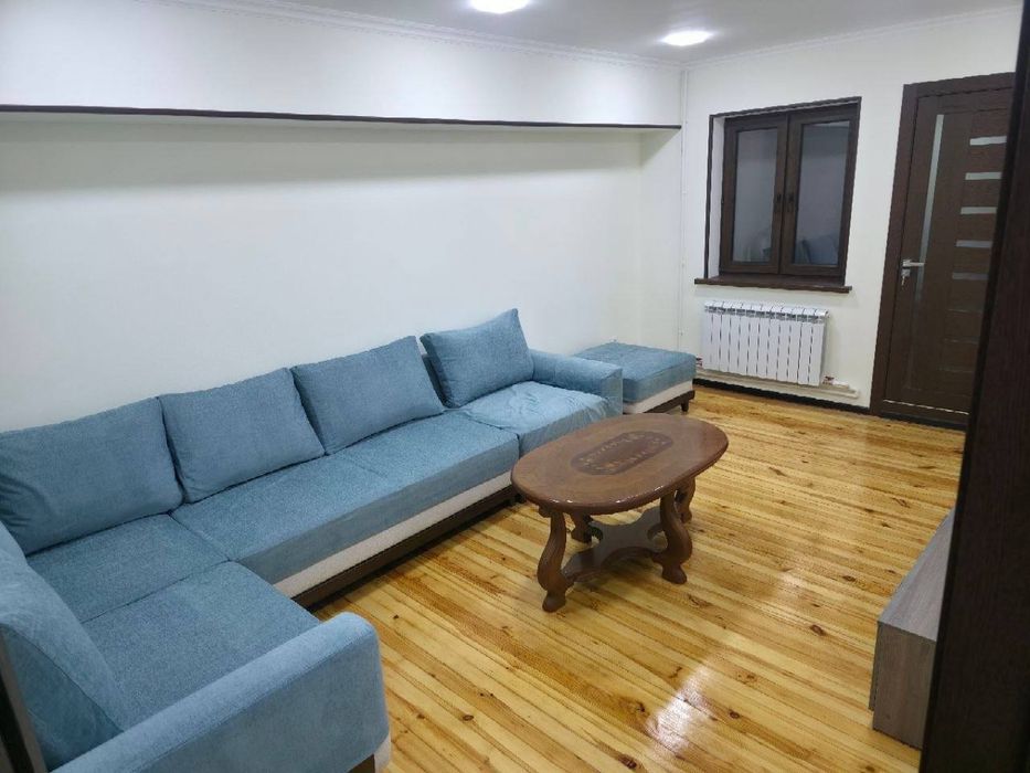 Продается 4х ком квартира, ориентир: Ц-4 массив Кашгар, 90м²