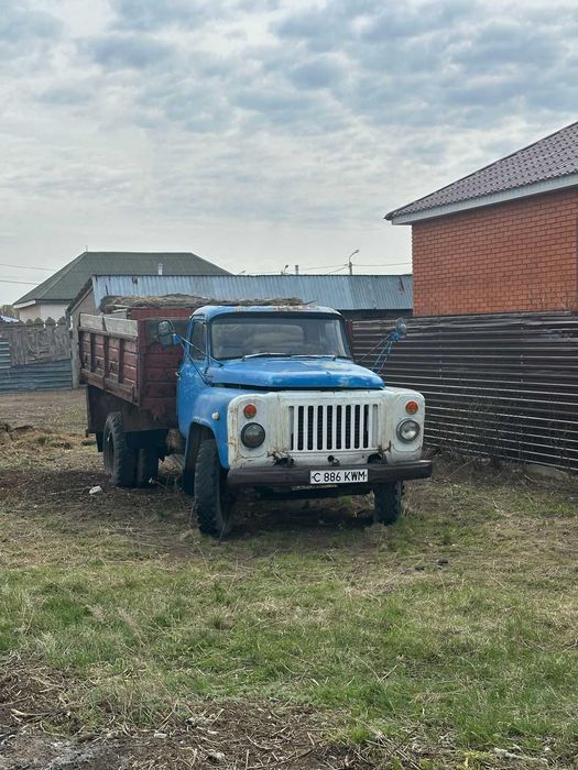 Грузовой автомобиль Газ-53