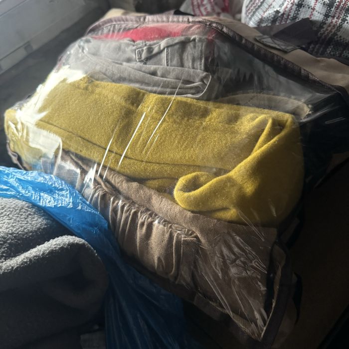 Продам пакет женских вещей