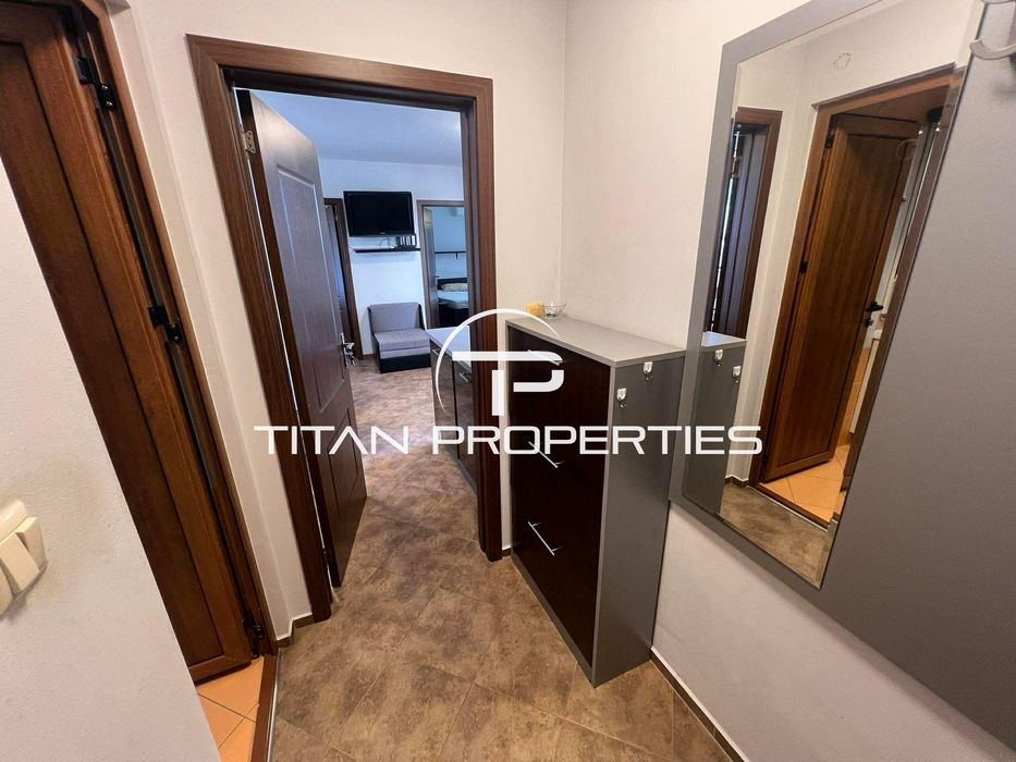 Дава се под наем Тристаен апартамент в Варна, ВИНС - 85 кв.м за 897.6 € - Снимка #12