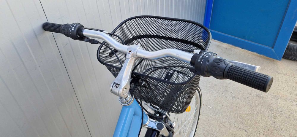 Дамски велосипед DIPLOMAT колело с кошница 28"