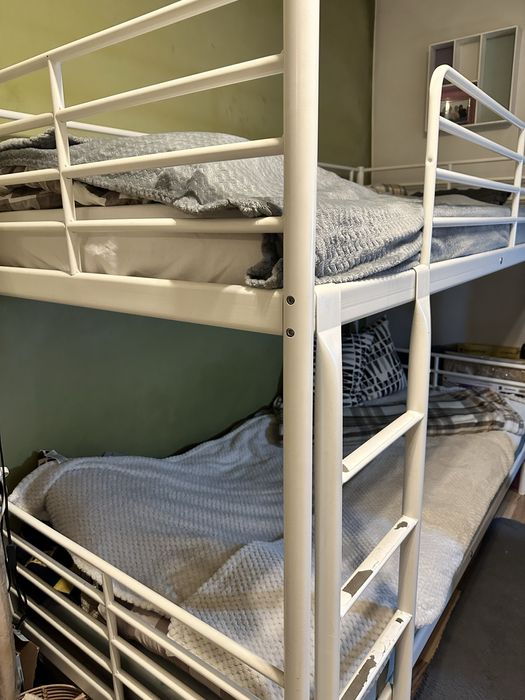 Pat supraetejat IKEA alb
