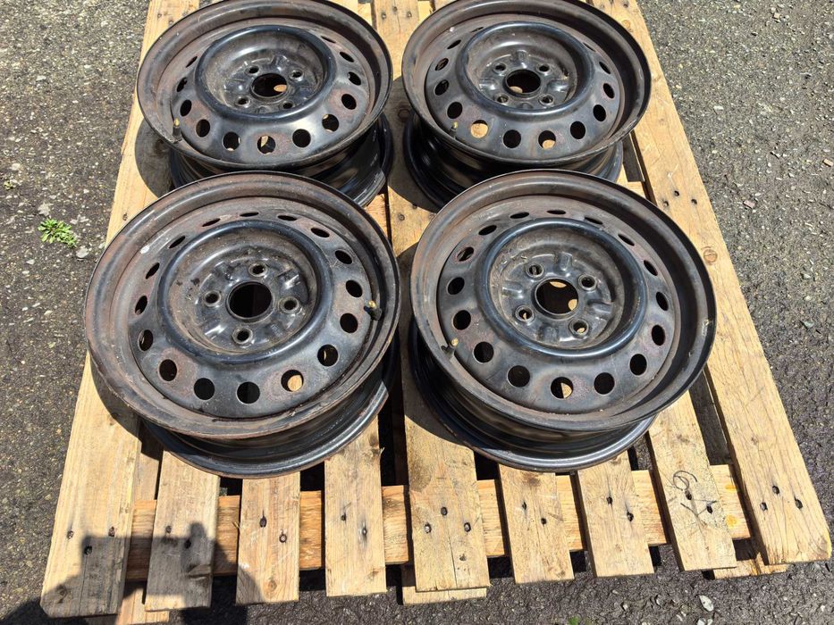 14 цола 4 х 100 мм Тойота Ярис и други - 5,5 Инча / ЕТ 45