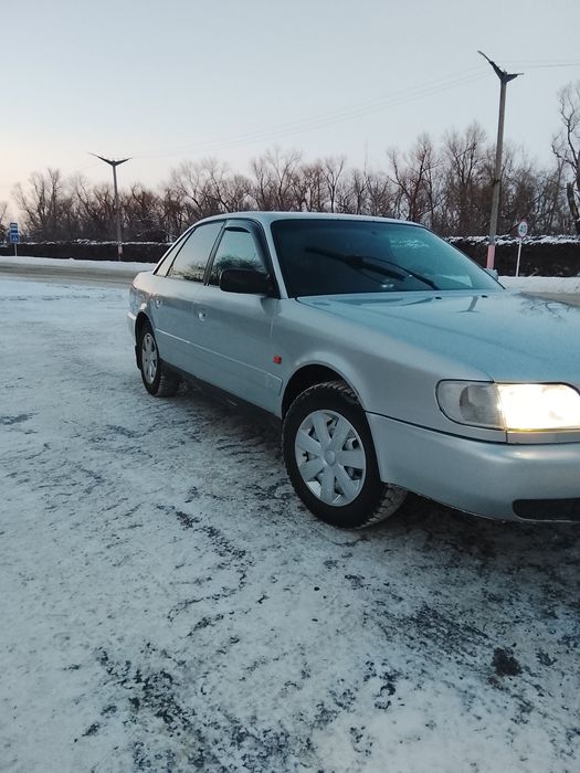 Продам Ауди а6..