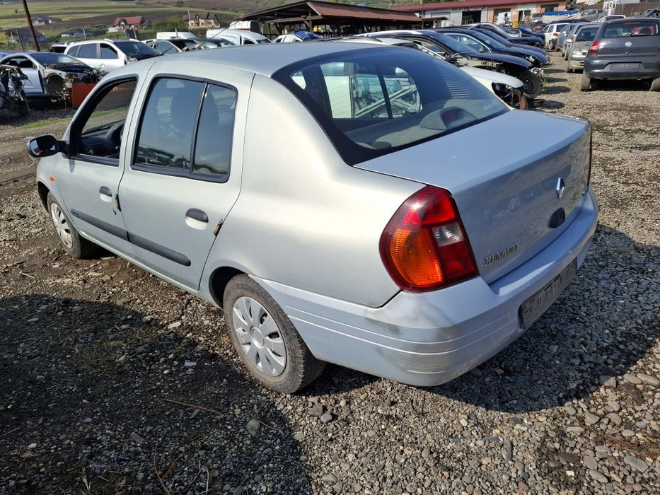 Elemente Caroserie Renault Clio Sedan/Symnol 1.4i