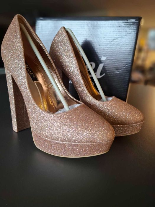 дамски високи токчета