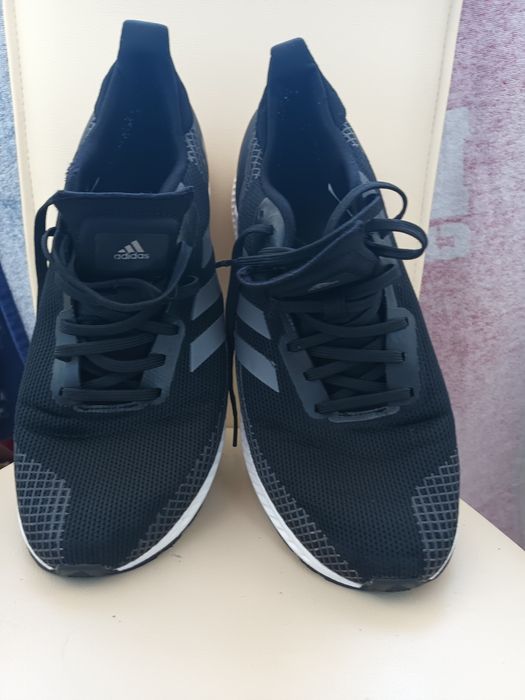 Adidași adidas nr 42