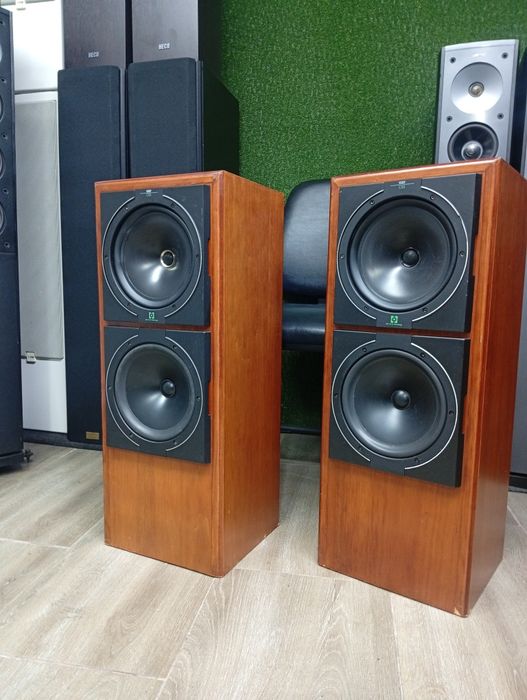 Тонколони KEF C-55