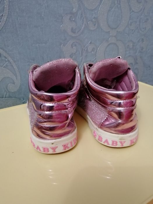 Ботиночки на девочку, размеры 23,18