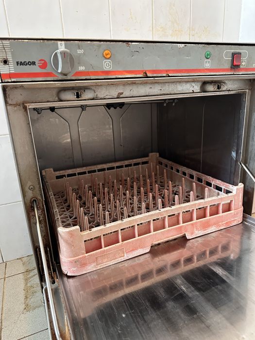 Професионална съдомиялна FAGOR FI-48 50x50, 220V – ресторант