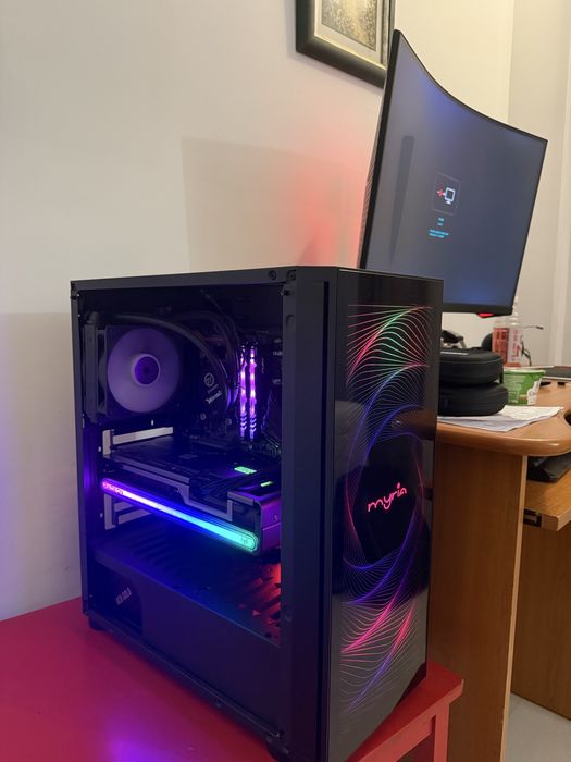 Pc 2k -Ultra - Gpu Sapphire Nitro 7900GRE, CPU 5600x water cooled , 32GB ddr4, 1.24TB SSd + 1TB HDD