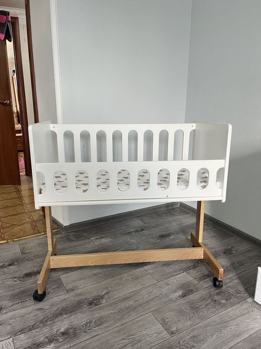 Манеж детская кроватка кровать