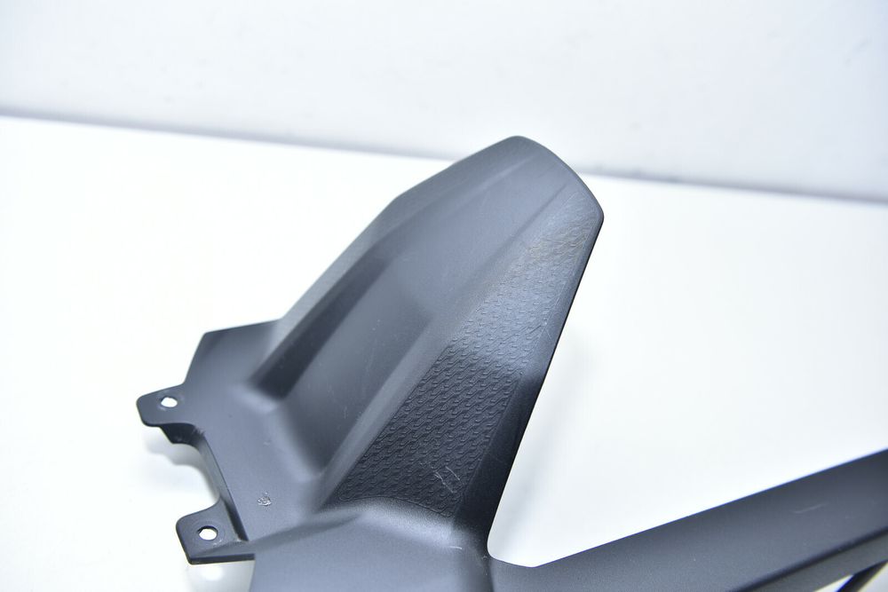 Protecție lanț roată spate apărătoare noroi BMW F900XR 2018 - 2020