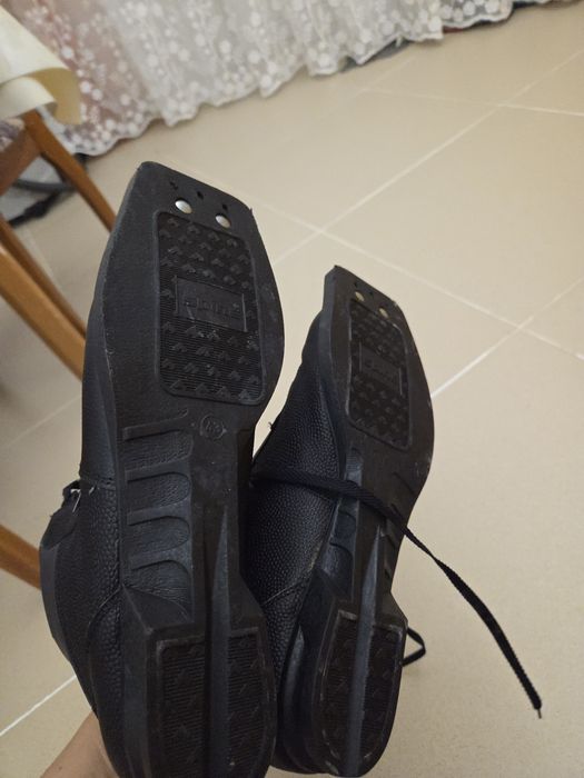 Лыжные ботинки по 3000, 43, 44 размера