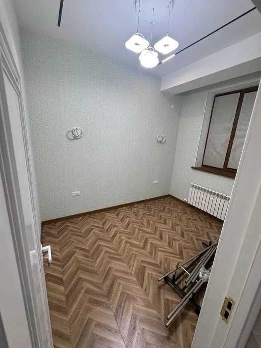 Аренда Срочно Баурум Сагбон Голден хоусда 3 хона *985