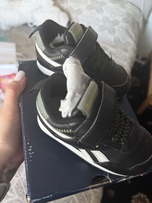 Продам обувь для малыша