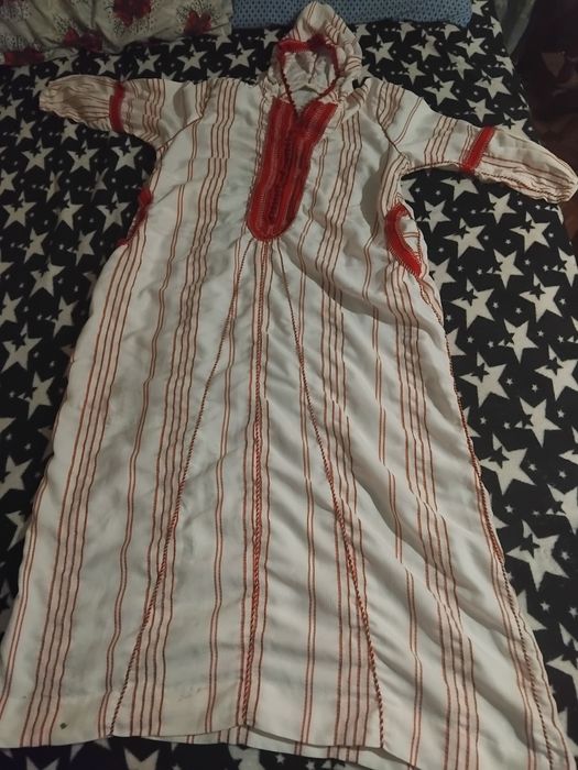 продава се народна риза