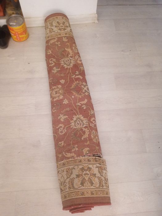 Продам 2 ковра р.1.48x1.93см.