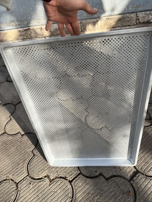 Поднос алюминиевые перфорированные 60x90cm. Производитель Корея оригин
