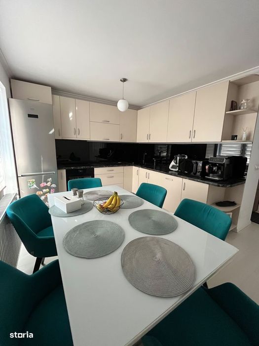 Apartament 3 camere cu balcon în Grigorescu