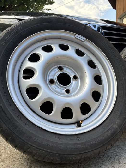 Jante VW Golf 2 / VW Corrado 15" 4x100 6J ET35 (357601025M)