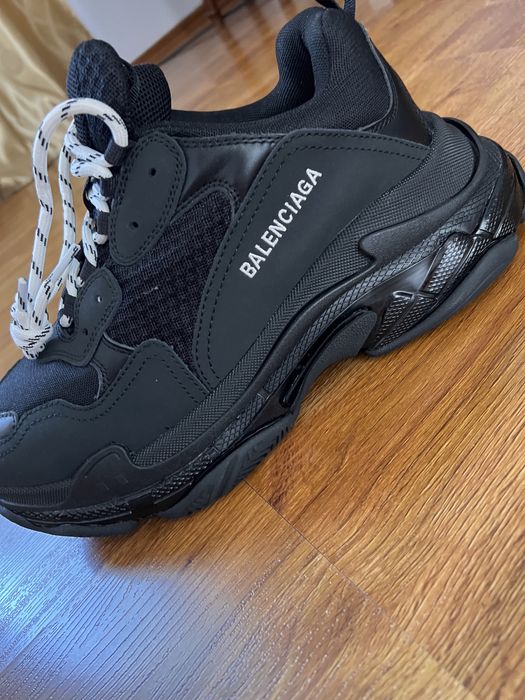Balenciaga triple S negri 44 marimea
