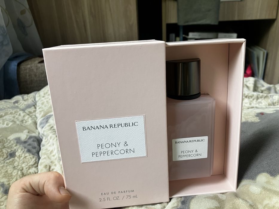 Banana Republic Peony & Peppercorn Eau de Parfum, 75 ml