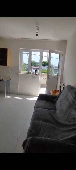 Închiriez garsoniere cf 1 sporit– 50 mp – Sector 4, Strada Sinei, aproape de Dedeman