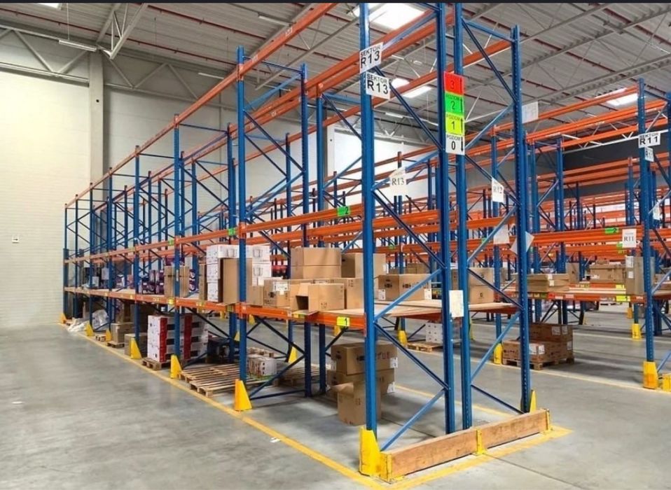 rafturii industriale