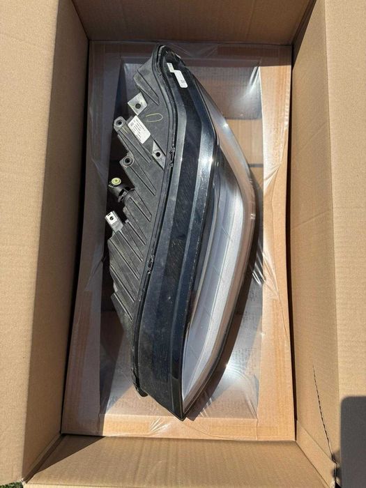 Vand faruri Tesla Model X 2023 (modelul fara matrix led)