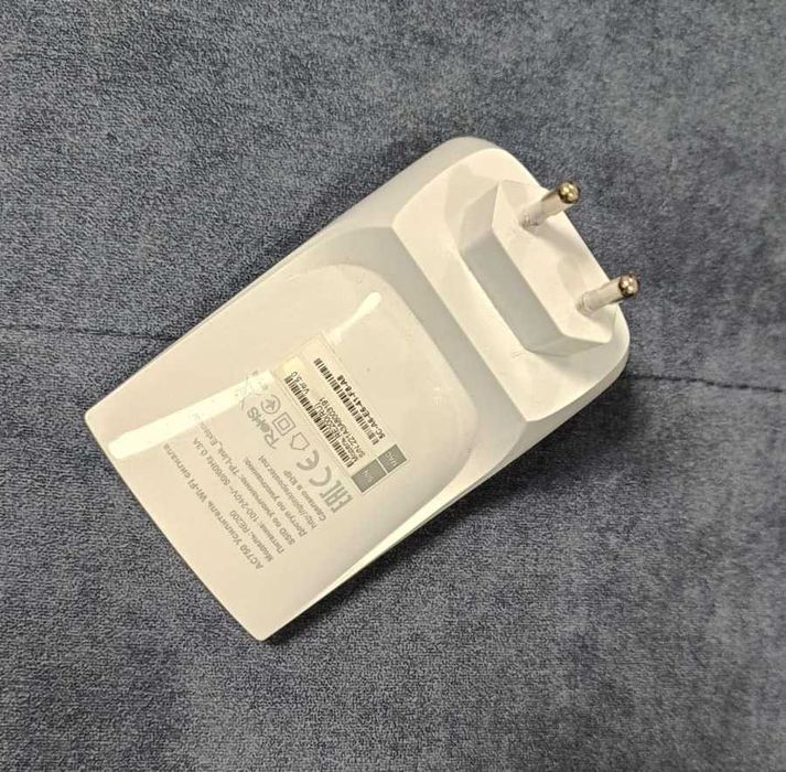 Усилитель сигнала Wi-Fi TP-Link RE200