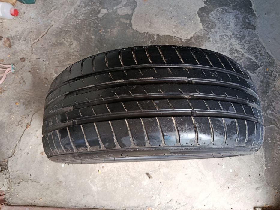 Patru anvelope de  vară 225/45/18 an 2025
