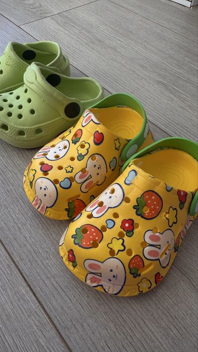 Кроссовки сандали