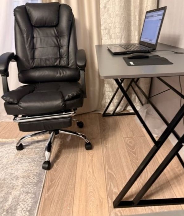 Кресло офисное продам кожа