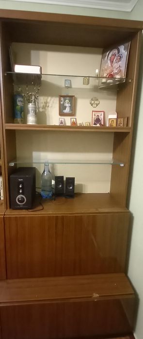 Продам комплект мебели