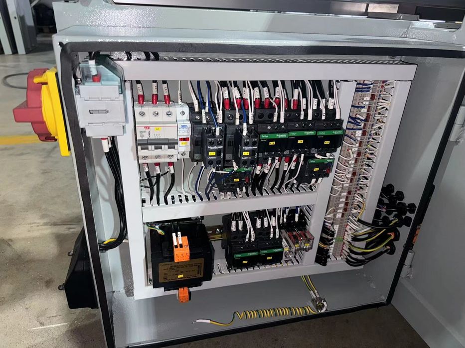 Форматно раскроечный станок Altendorf