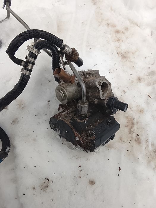 Запчасти на Мерседес w212