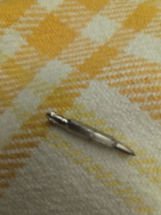 Накрайник 2 отвертки права и кръстата