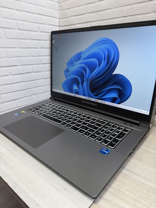 Игровой ноутбук i5-12 . Nvidia GeForce 3050ti