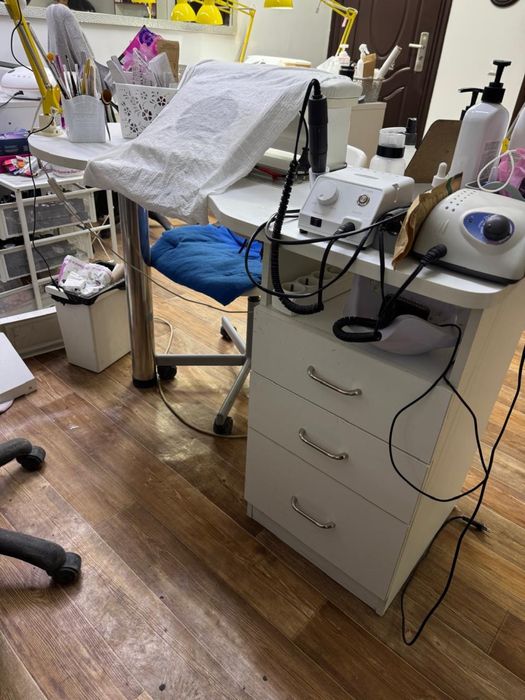 Стол офисный 2шт