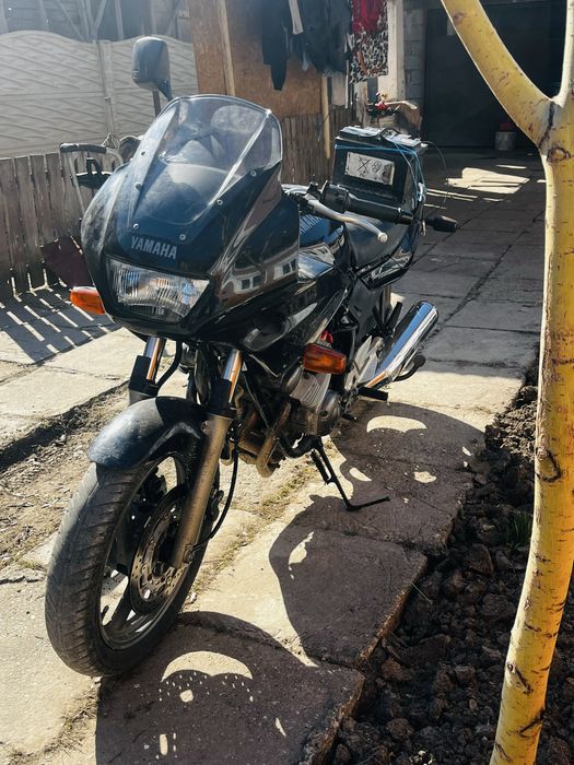 Vand ssu schimb yamaha de 600cc schimb cu auto sau ps5 sau alt motor